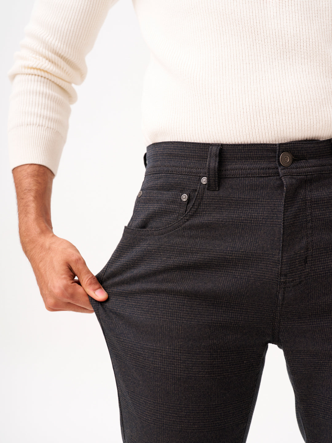 Wood Brown Checks Slim Fit Jeanos