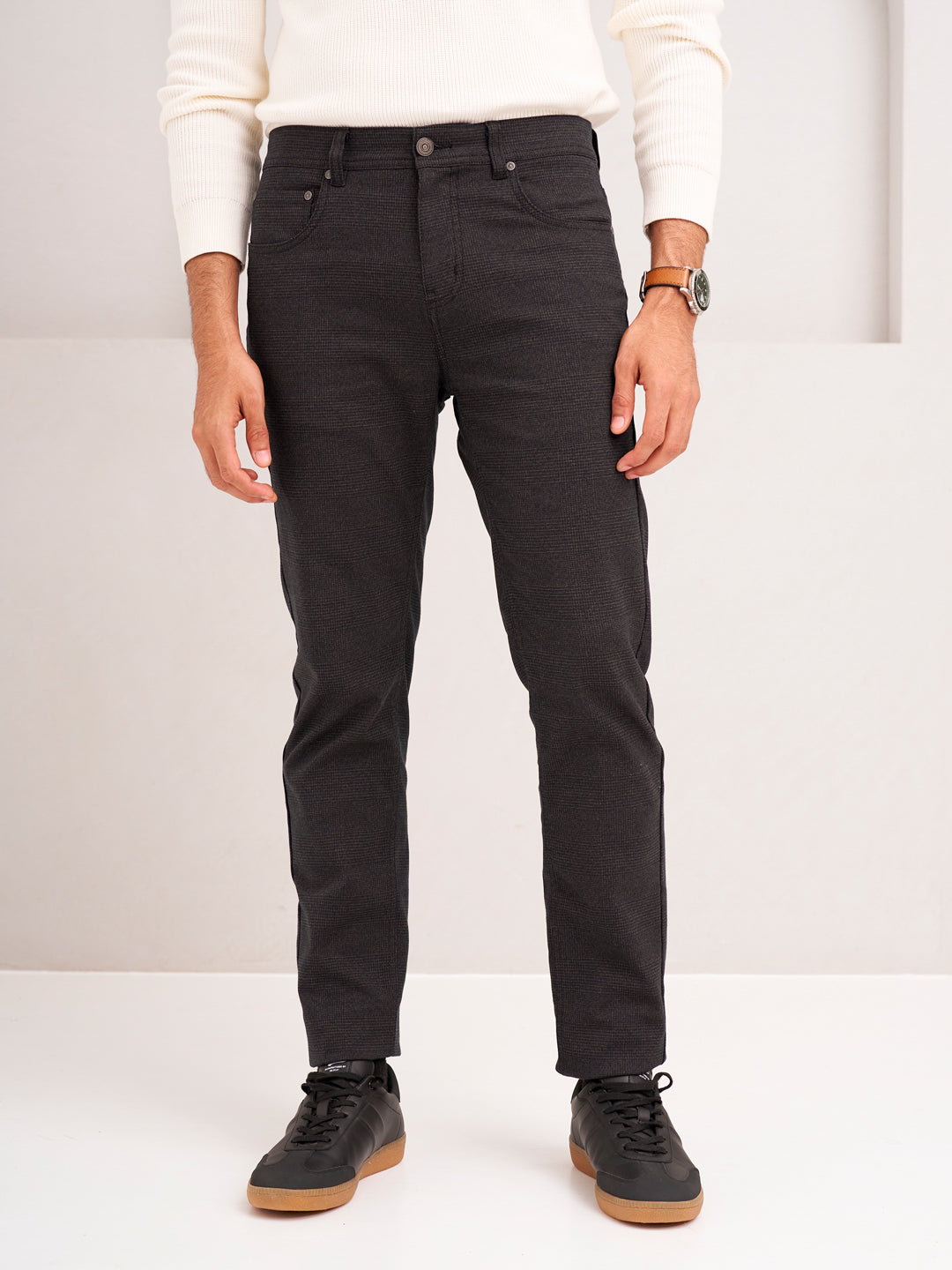 Wood Brown Checks Slim Fit Jeanos