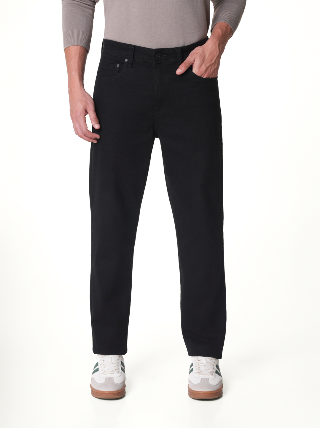 Vault Black Relaxed Fit Jeans