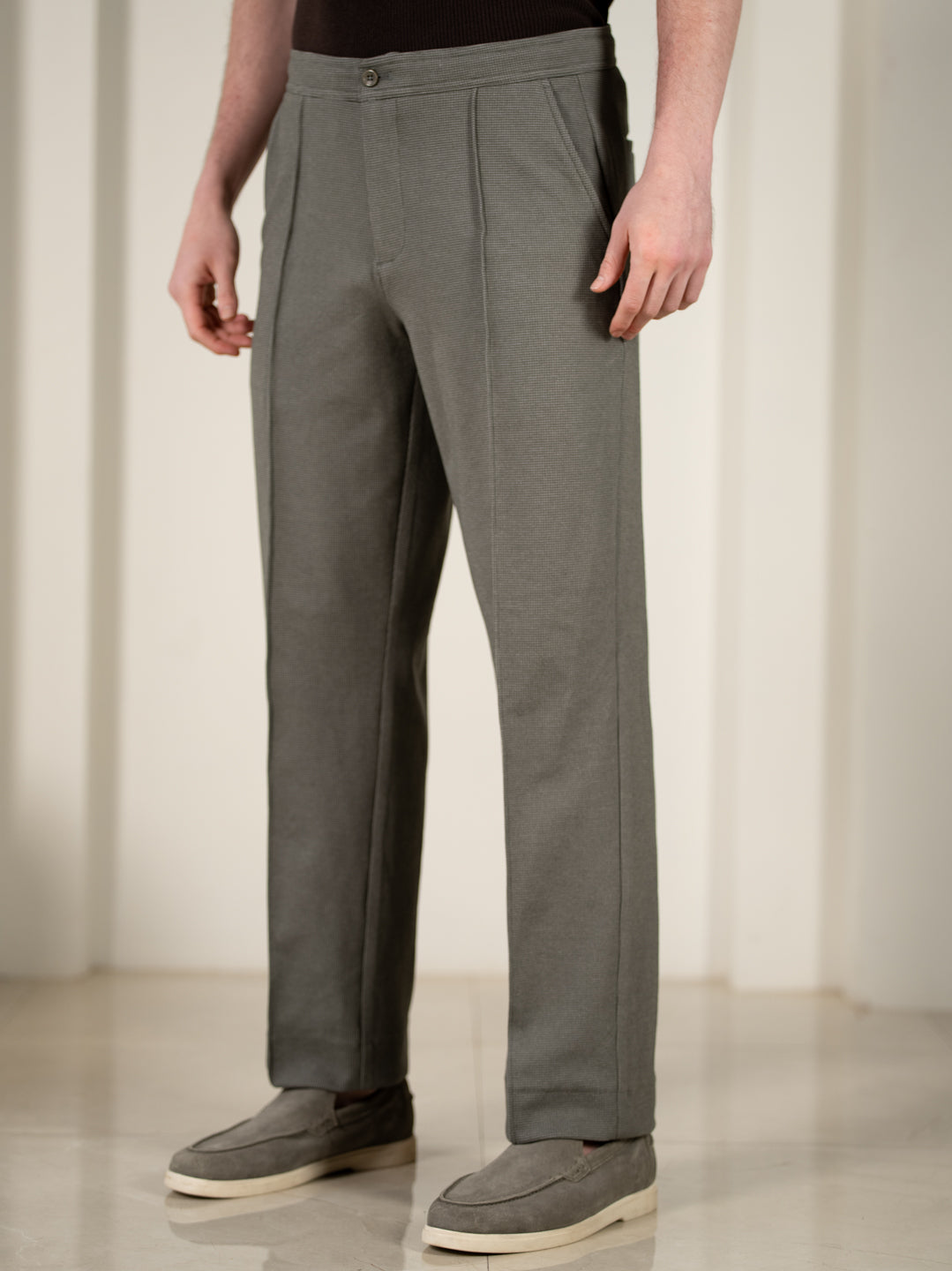 Viren Green Relaxed Fit Power Stretch Korean Pintuck Pants