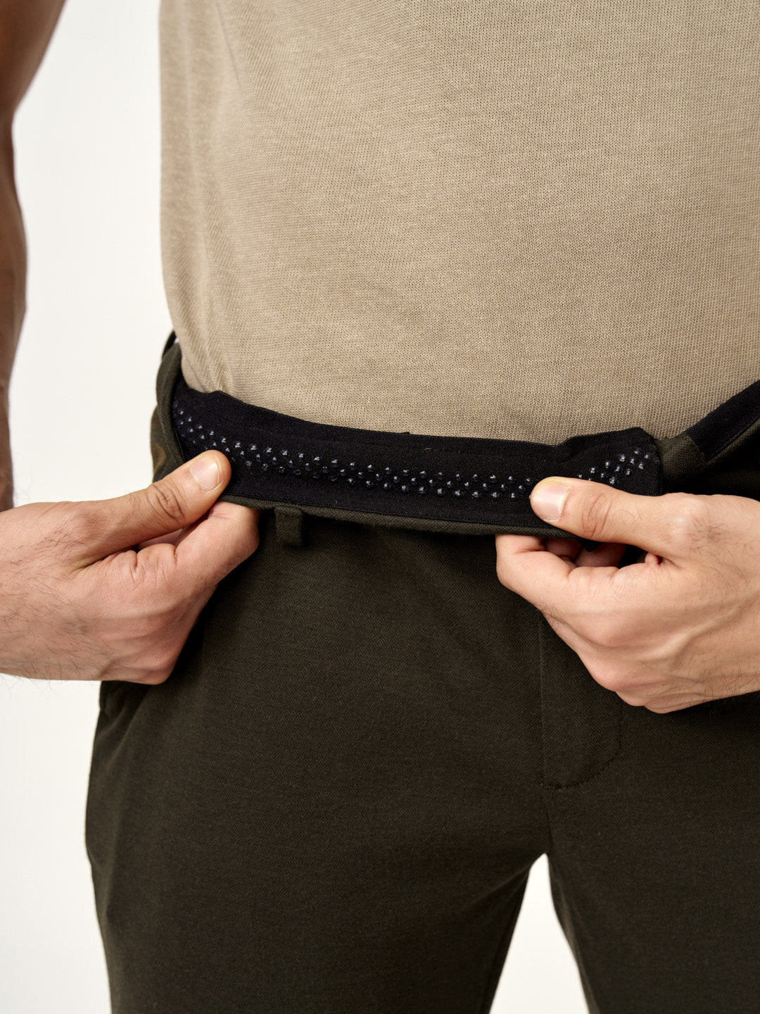 Tetsu Brown Power-Stretch Pants